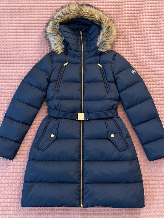Michael Kors Jackets & Blazers - NWT Michael Kors Puffer Coat + Belt, Faux Fur Hood. Cinch Waist. Midnight Blue.